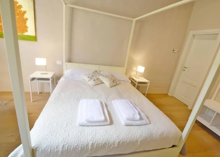 Keys Of Italy - Albero 15 Small - Train Station Apartment For Couples 2Nd Floor
